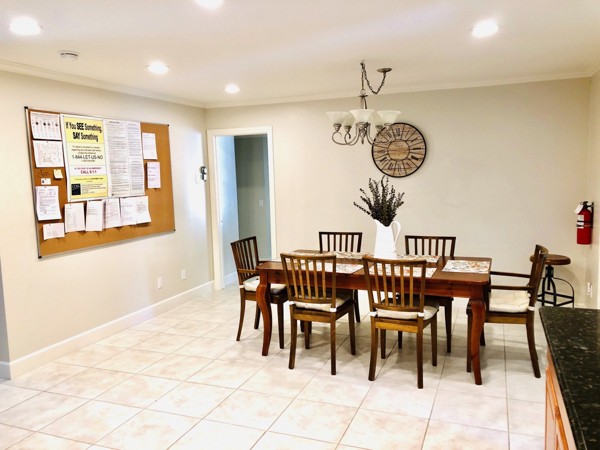 Agape Orange Home II