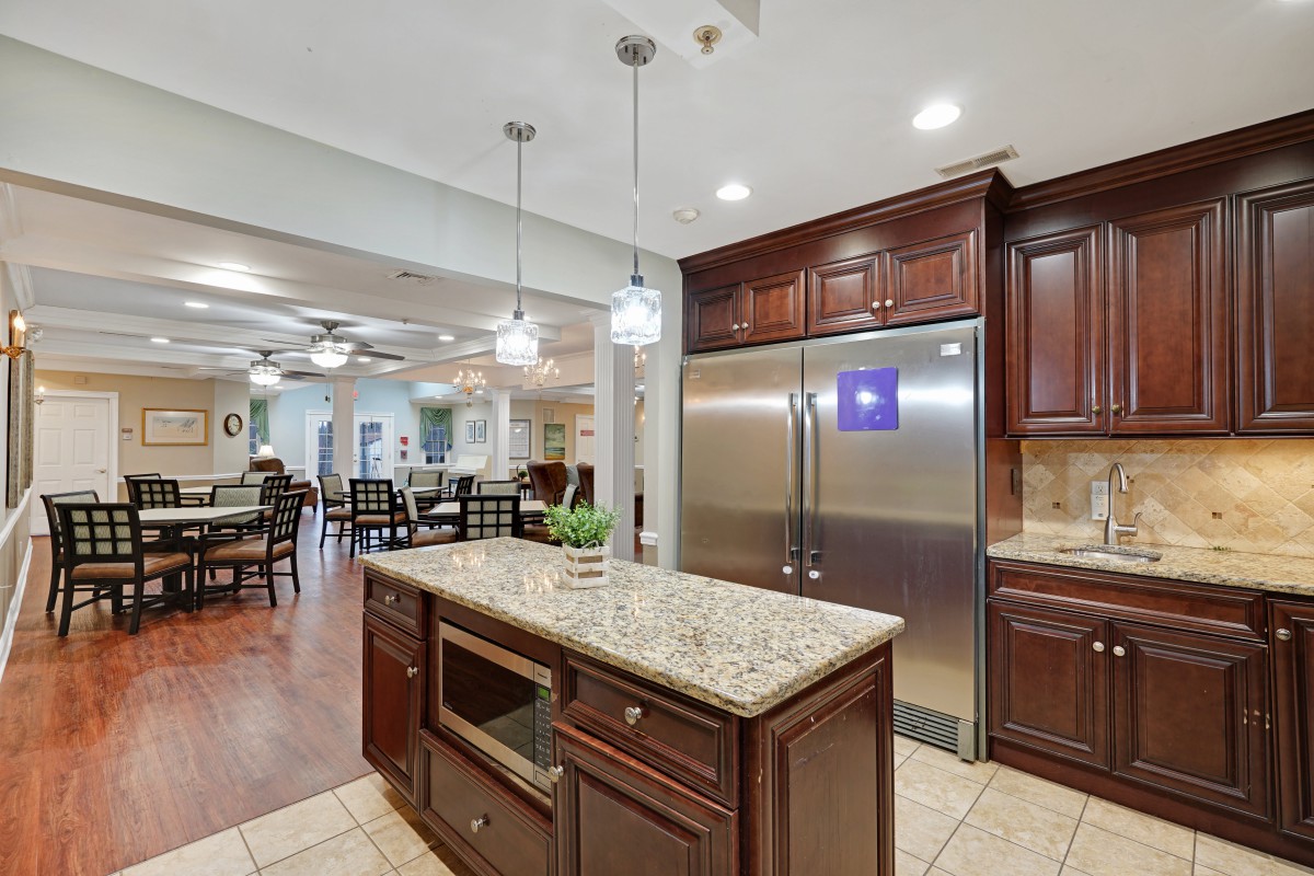 Fox Trail Memory Care Living at Princeton