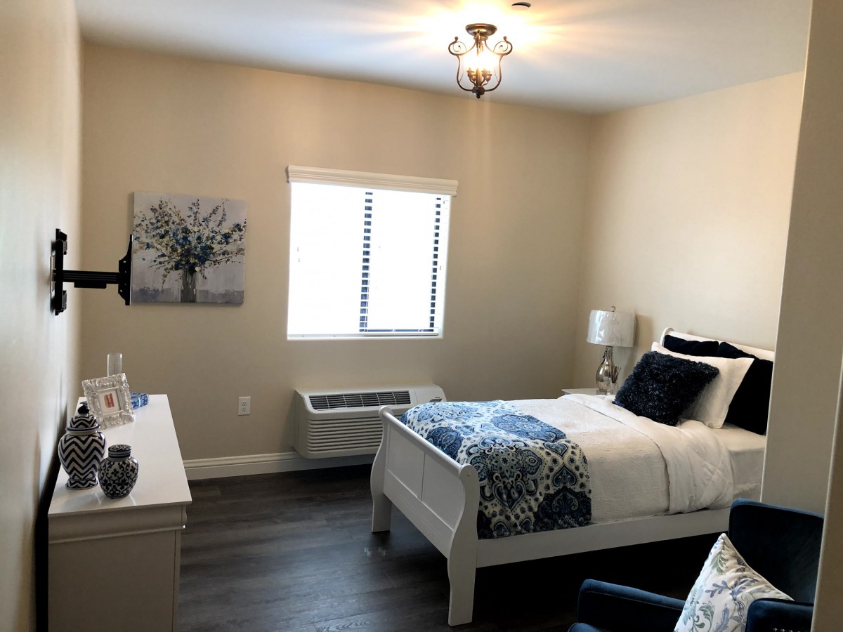 Beehive Homes of Arrowhead