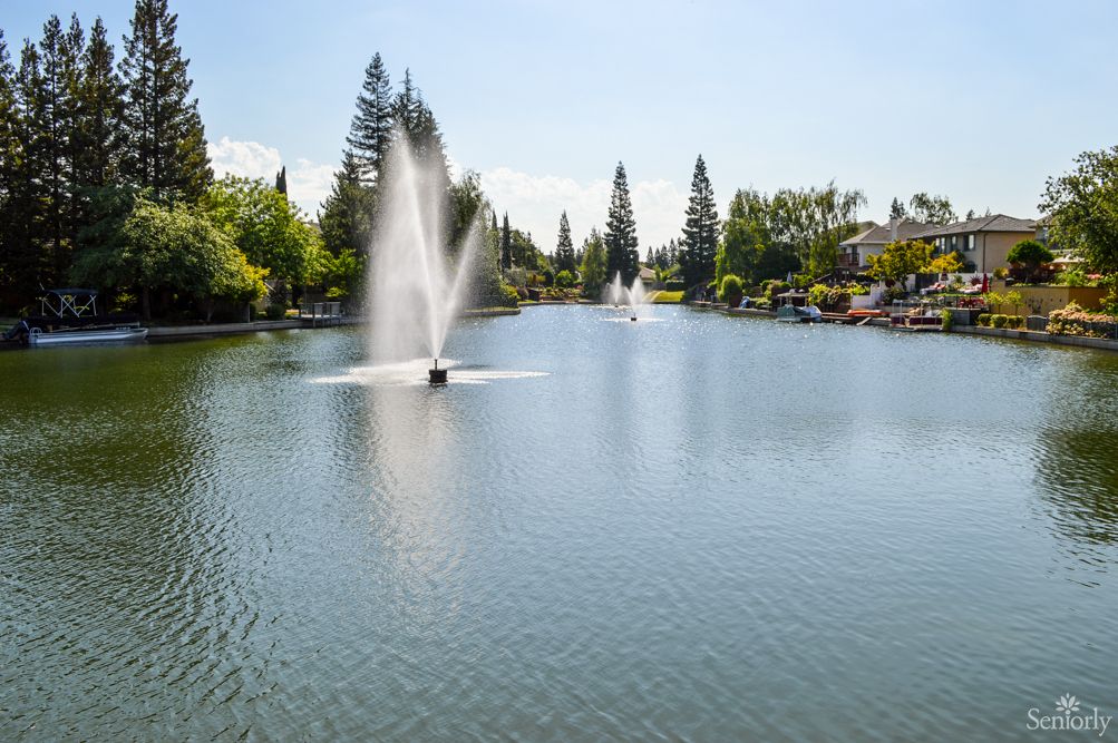 River Fountains Of Lodi