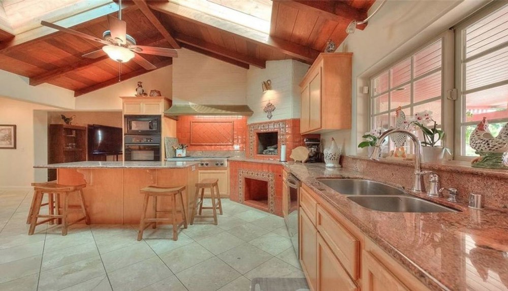 Hacienda Living