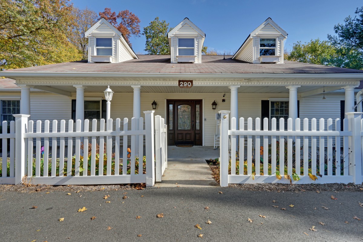 Fox Trail Memory Care Living at Woodcliff Lake
