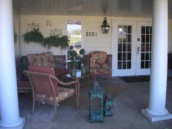 Avonlea Cottage of Quad Cities