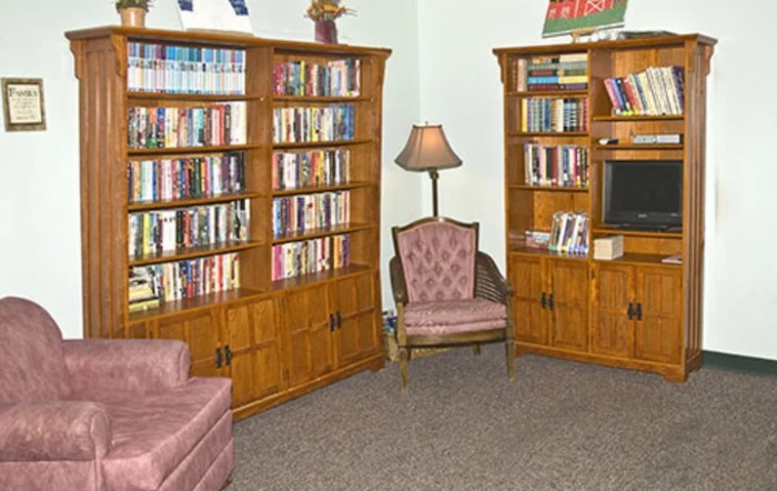 Holly Nursing Care Center