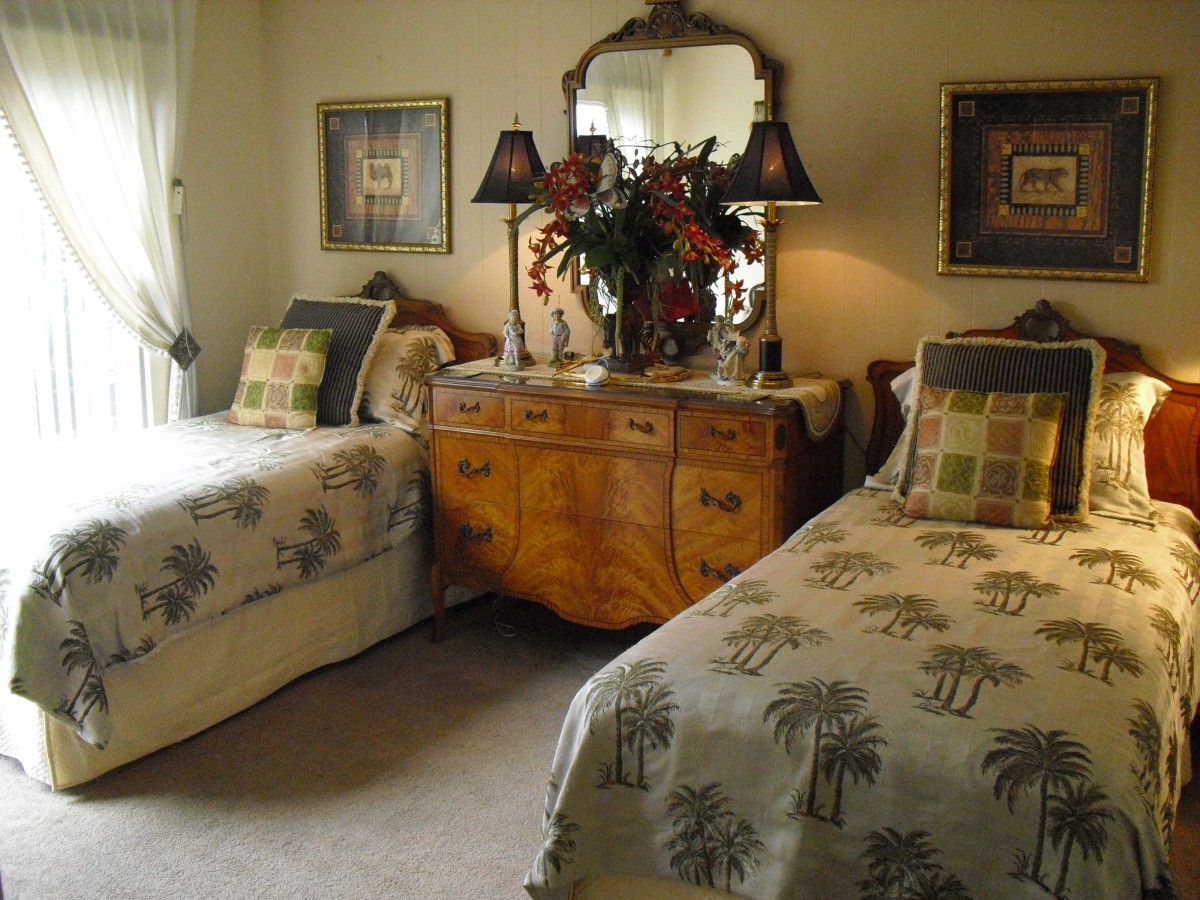 Paradise Residential Senior Care 4