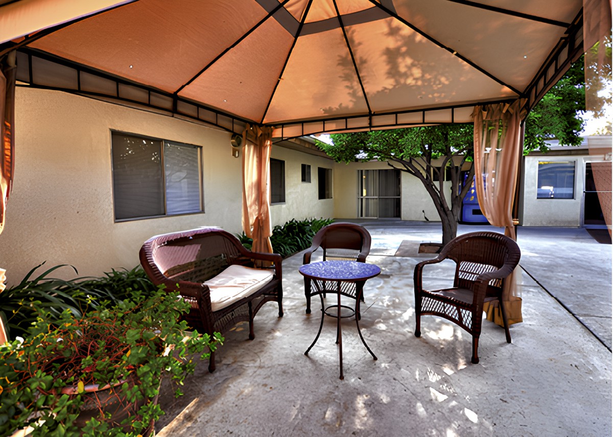 Linda Valley Care Center