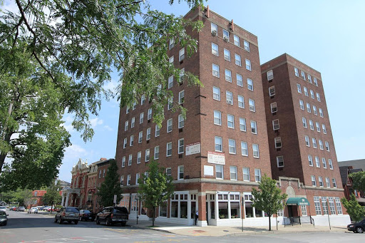 Hudson Pointe Apartments
