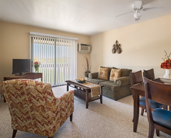 American House Grand Blanc Senior Living