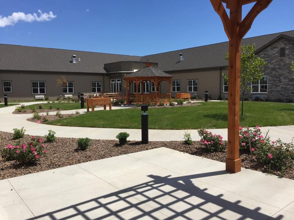 North Woods Village At Inverness Lake