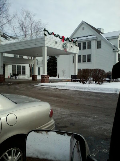 Ecumen Lakeview Commons