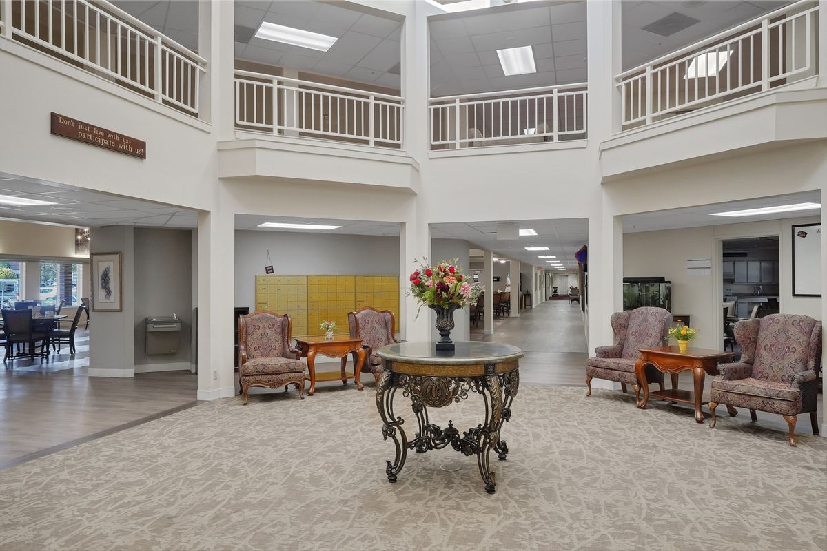 Holiday Polo Park Estates