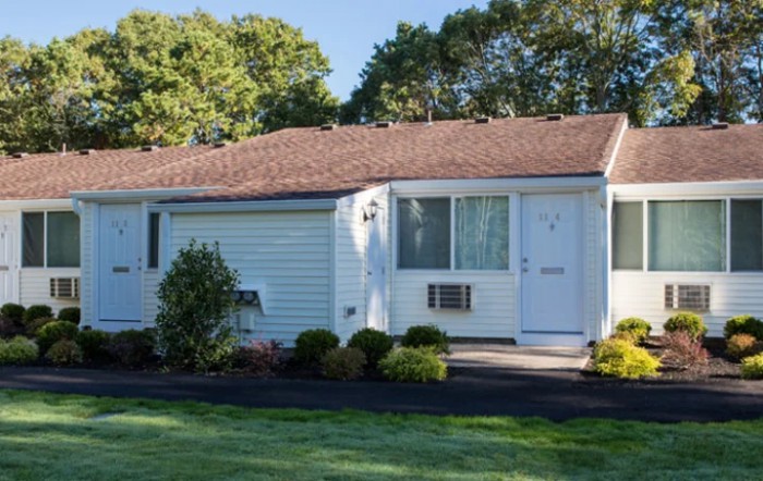 Villa Pines Living Center