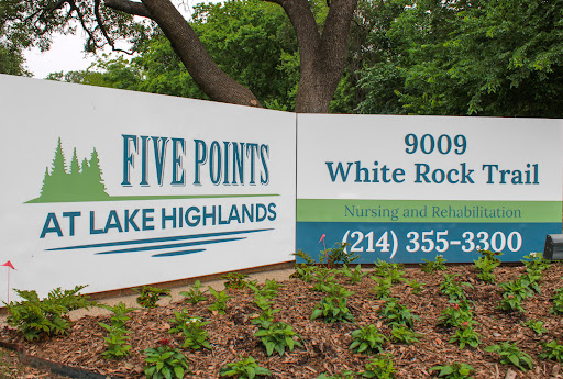 Entrance sign for Five Points Lake Highlands, located at 9009 White Rock.