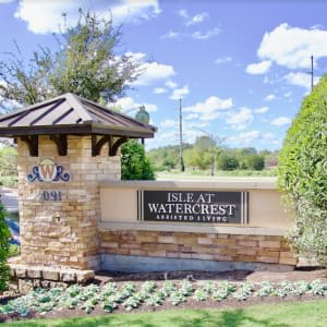 Entrance sign to The Retreat at Waterchase neighborhood.
