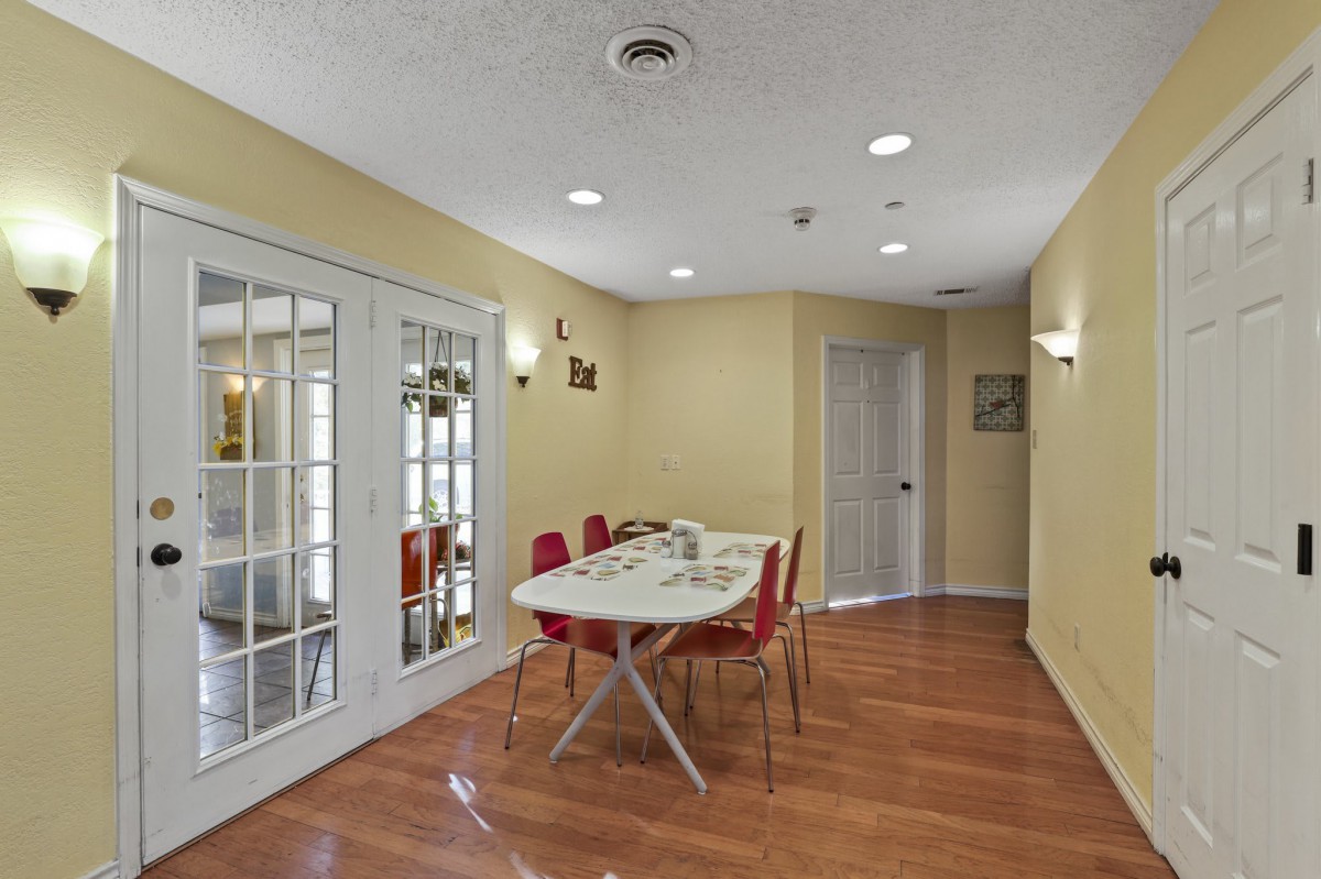 4 Seasons Senior Living IX