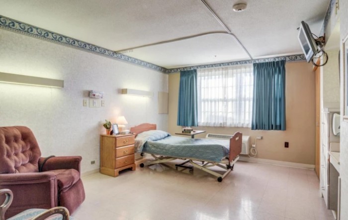 Manorcare Health Services - Dubuque