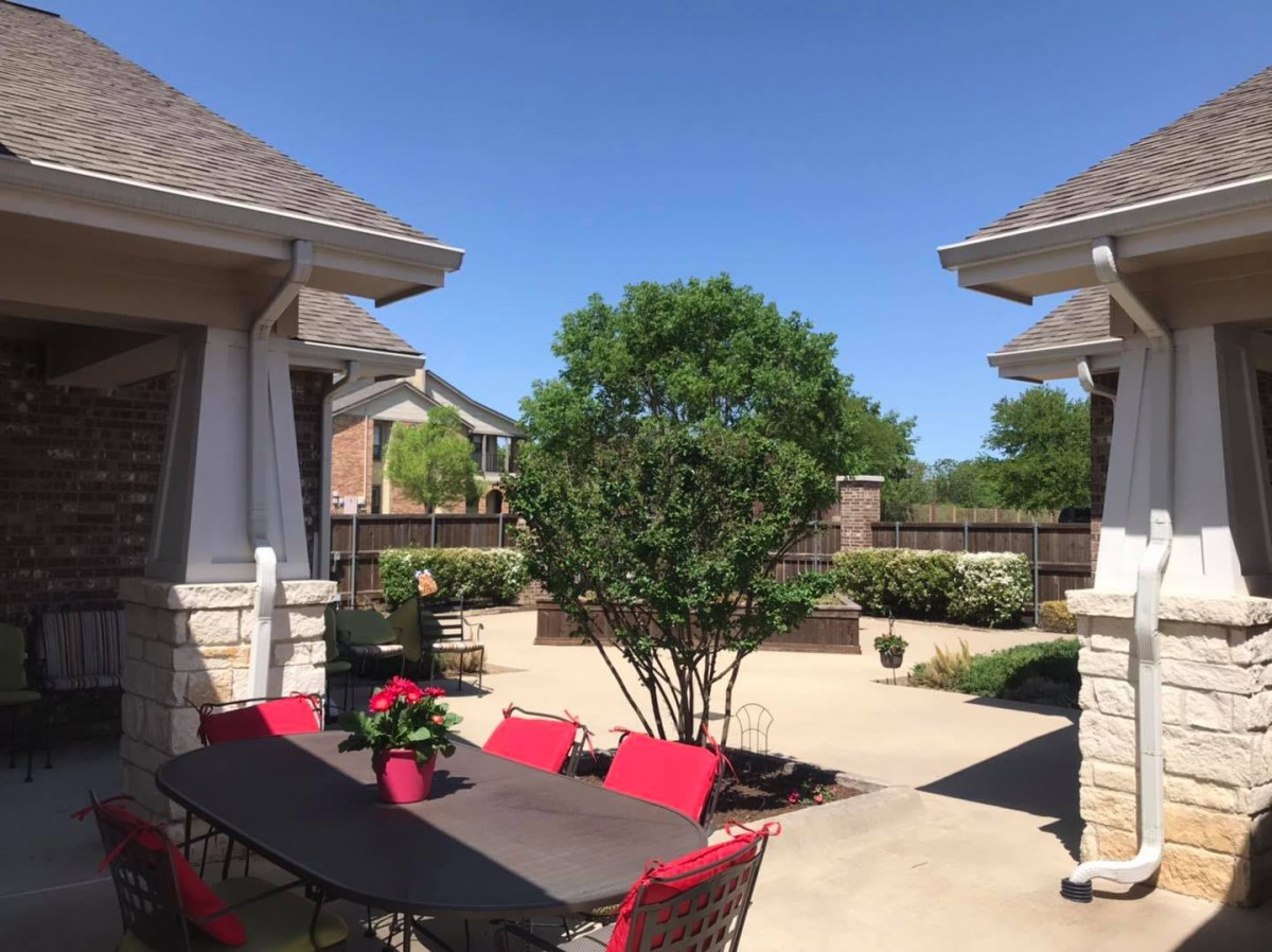 Oxford Glen Memory Care at Carrollton