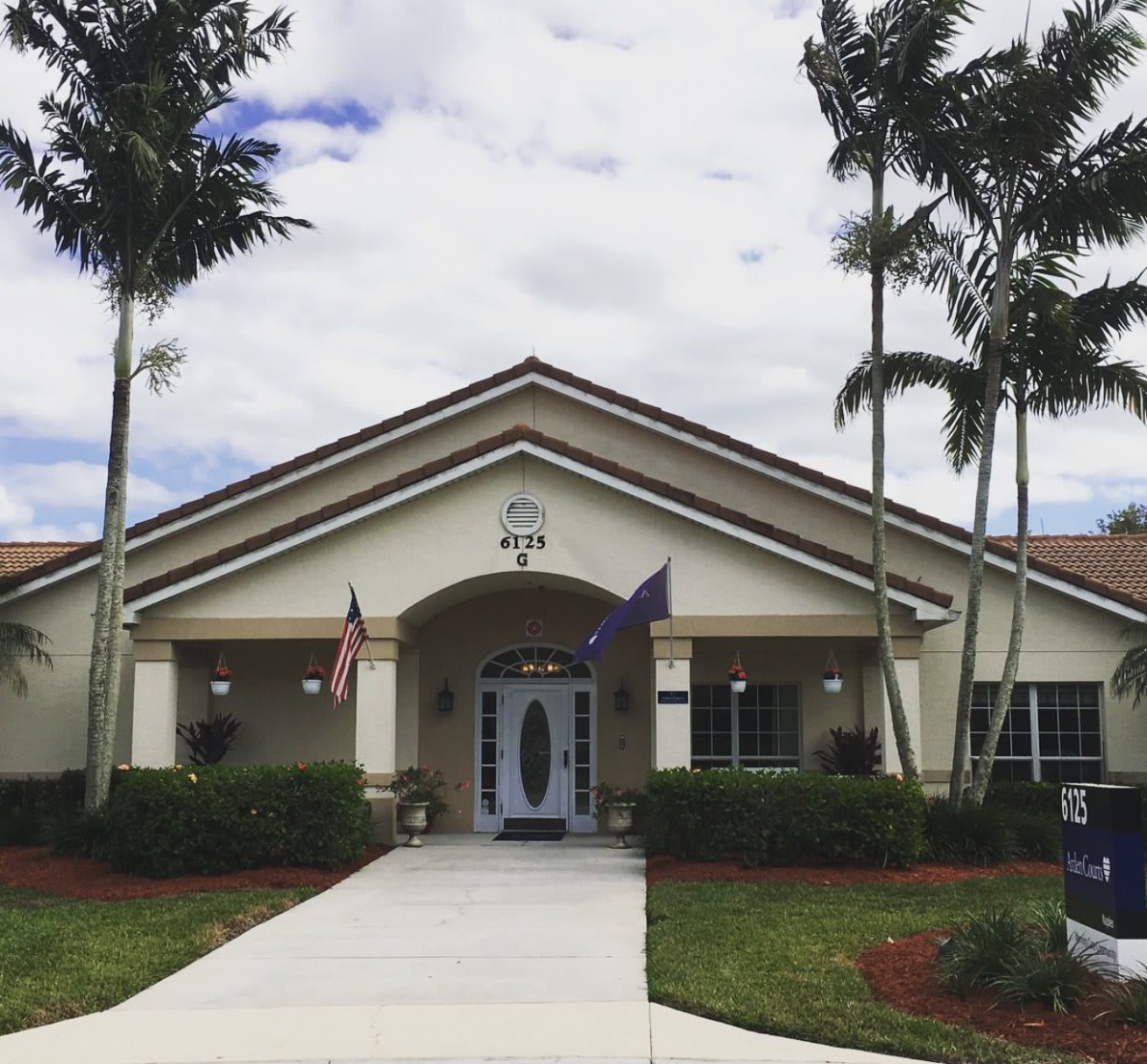 Arden Courts Of Lely Palms