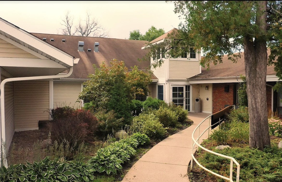 Parmly On The Lake Assisted Living