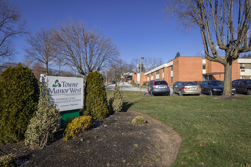 Towne Manor West