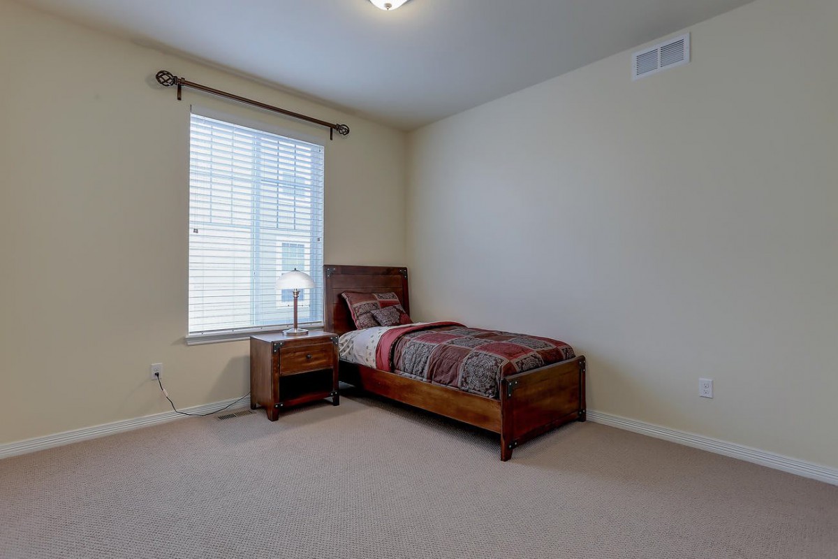 Senior Living At The Sierra Ridge