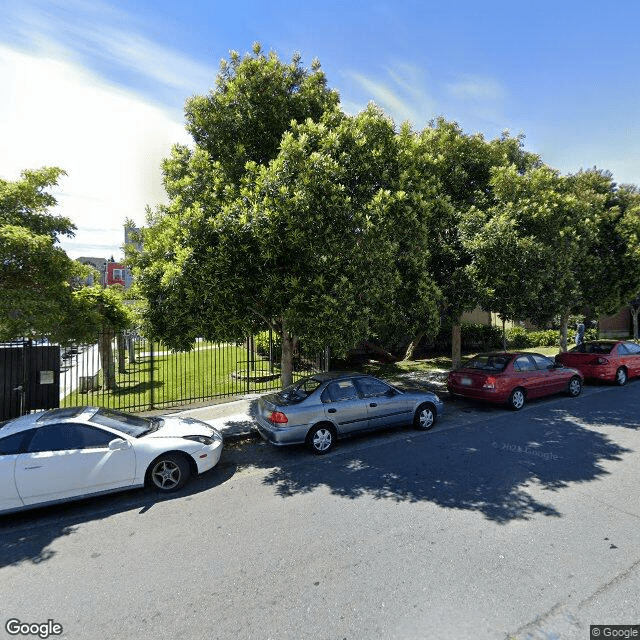 Laurel Gardens Apartments