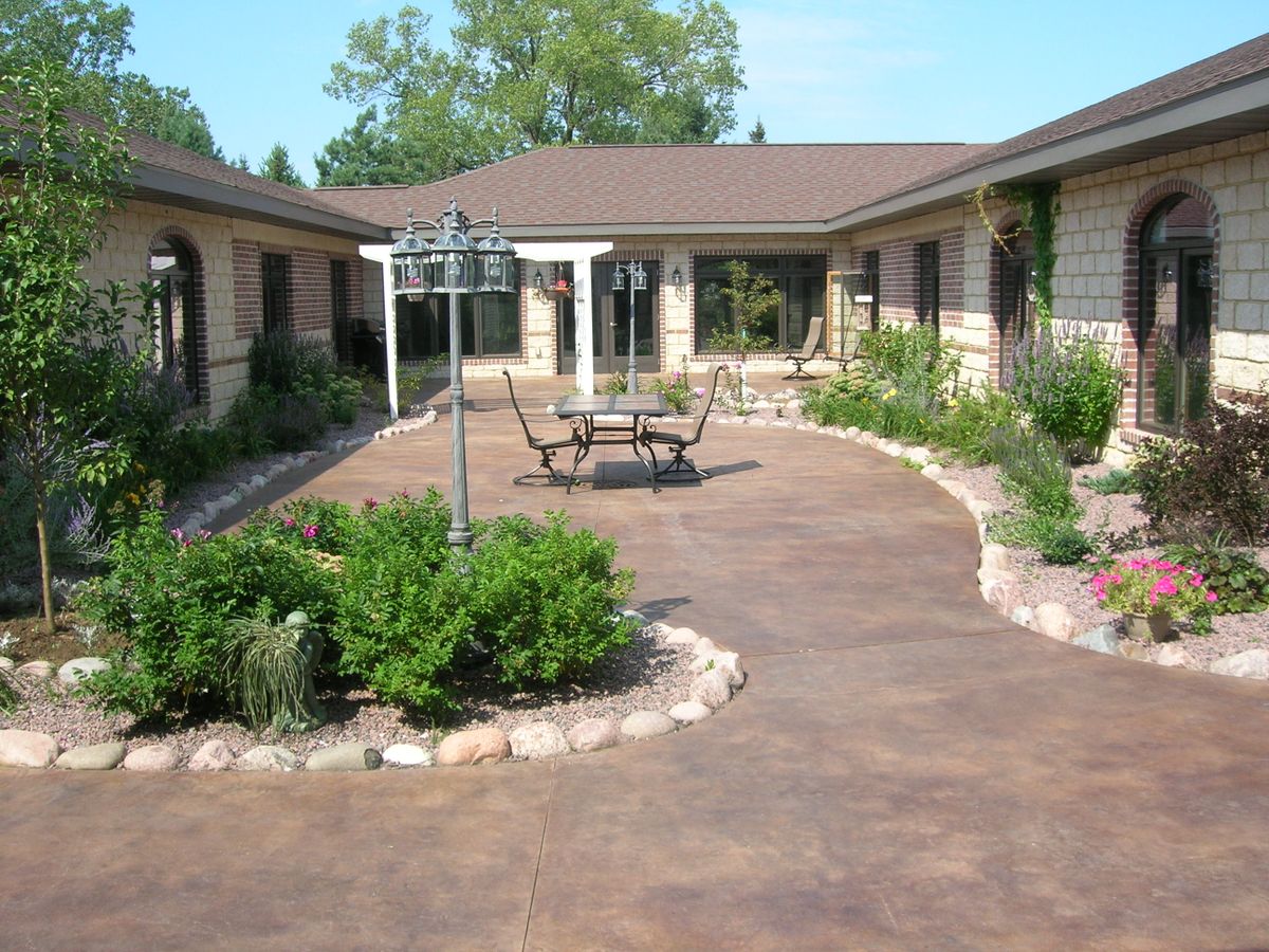 Arborview Court