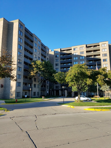 Garden City Tower