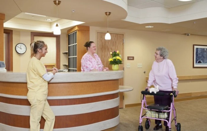 Lake Woods Nursing & Rehabilitation Center