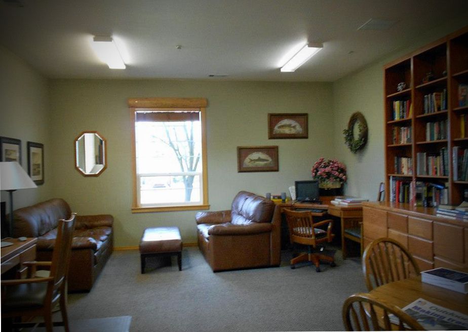 Laurel Pines Retirement Lodge