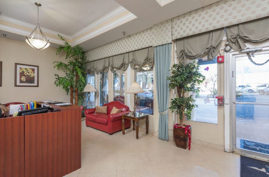 Colonial Assisted Living