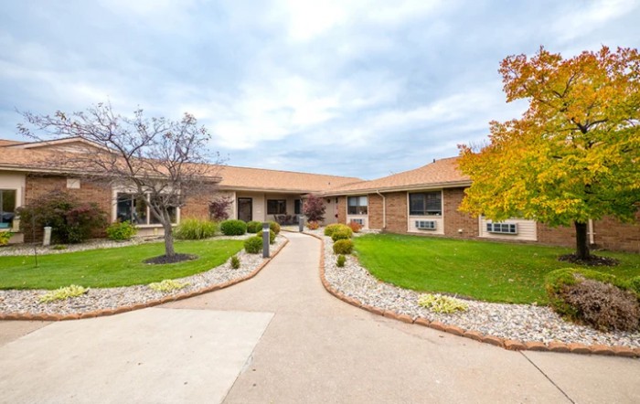 Edgewood Manor Rehabilitation & Healthcare Center
