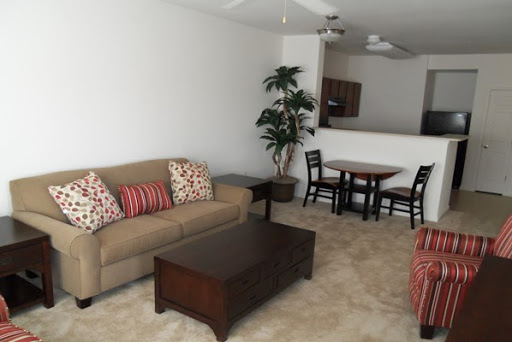 Broadstone Pointe Apartments