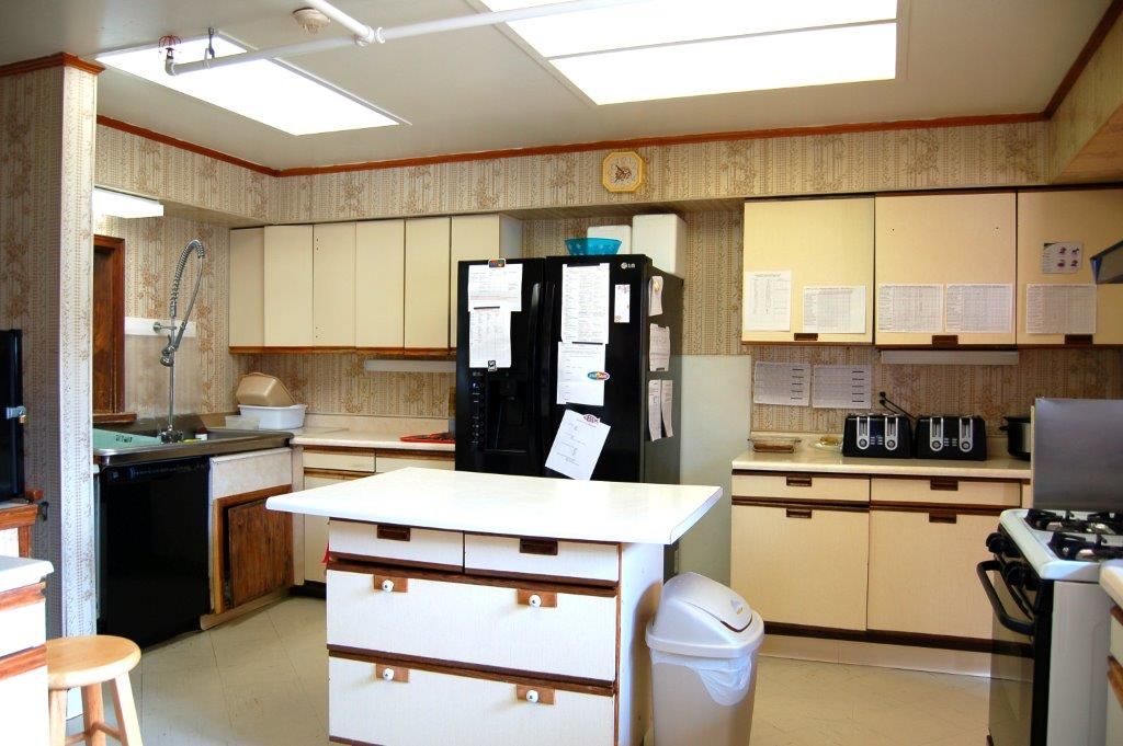 Pinecrest Home For Adults