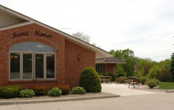 Scenic Manor