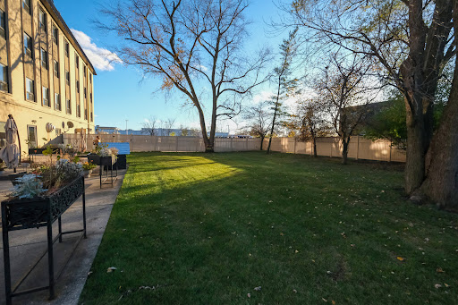 Bridgeview Health Care Center