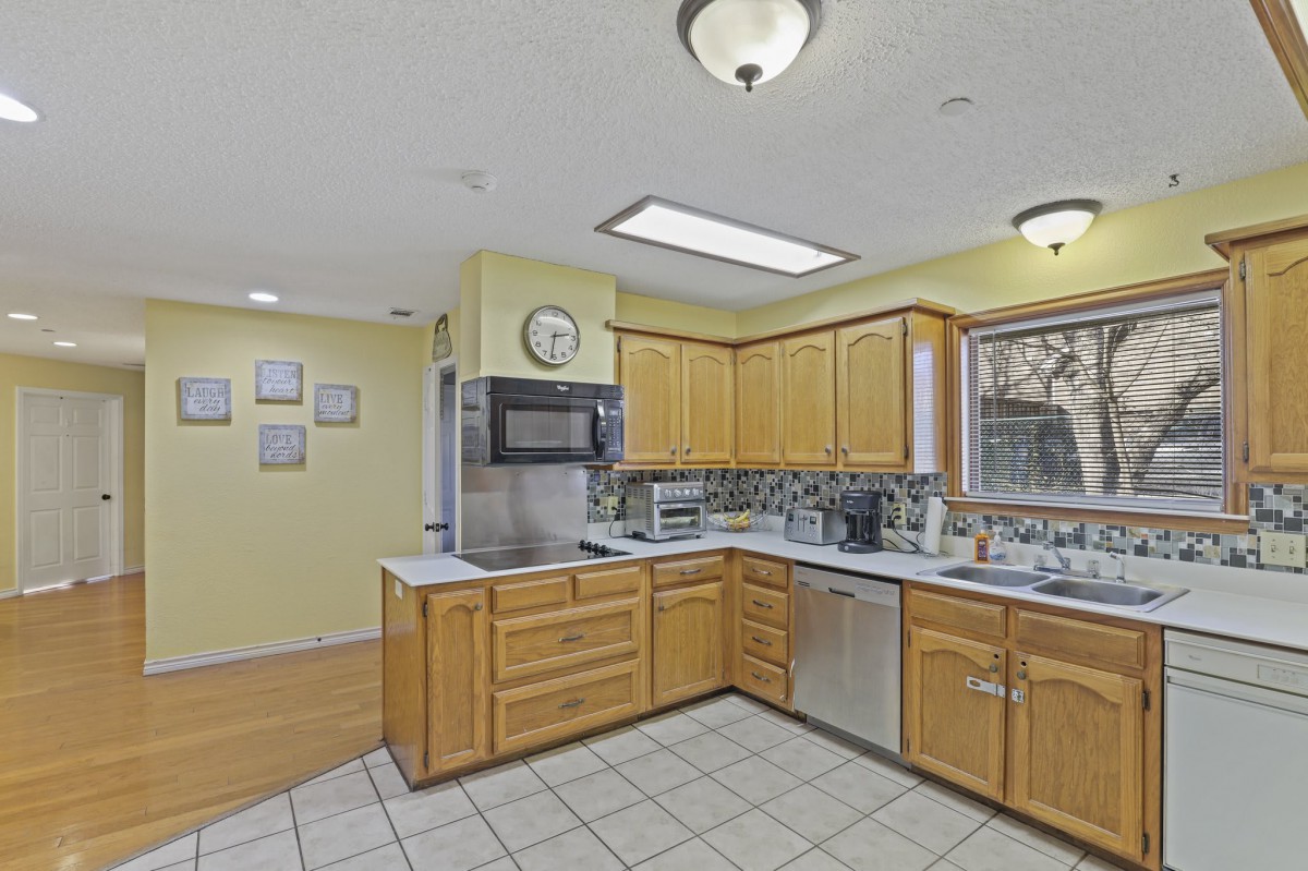 4 Seasons Senior Living IX