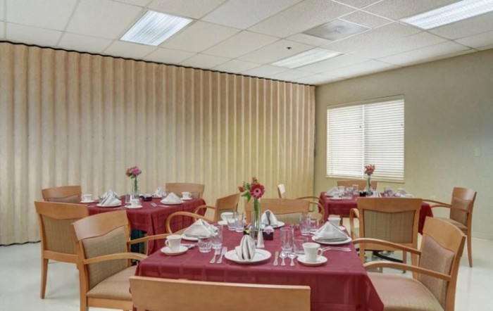 Manorcare Health Services - North Hills