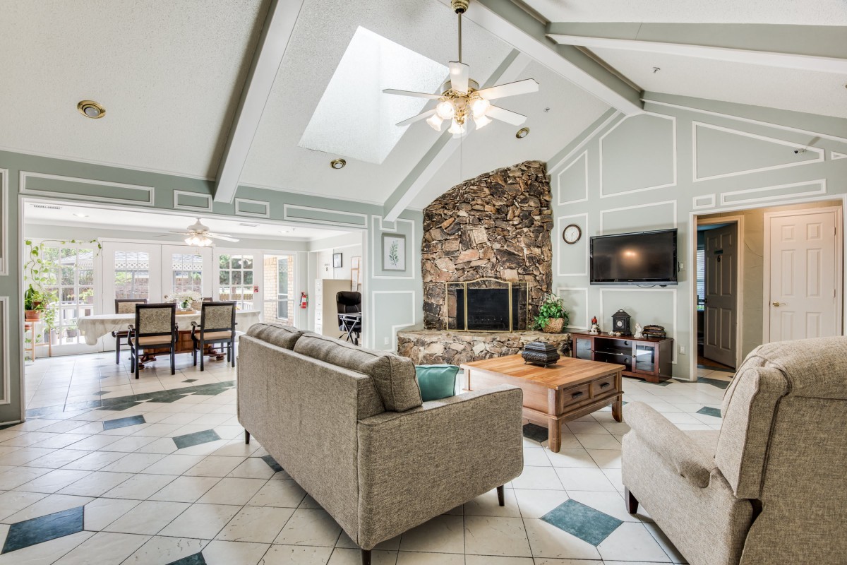 Silver Leaf Assisted Living at Merriman