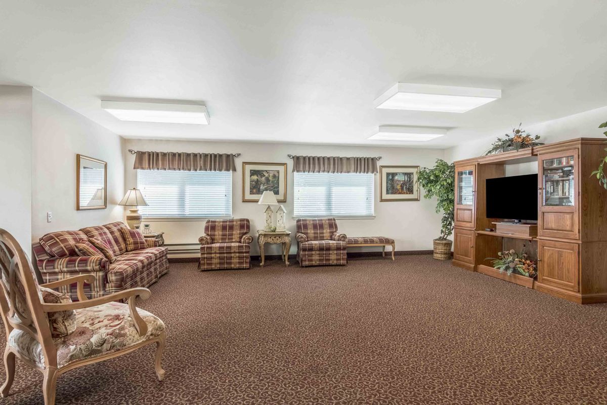 Holiday Rosewood Estates