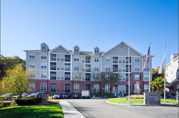 Residences at Highland Glen