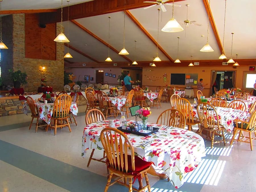 Maplecrest Manor