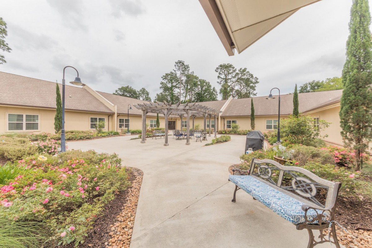 Cedar Crest Personal Memory Living