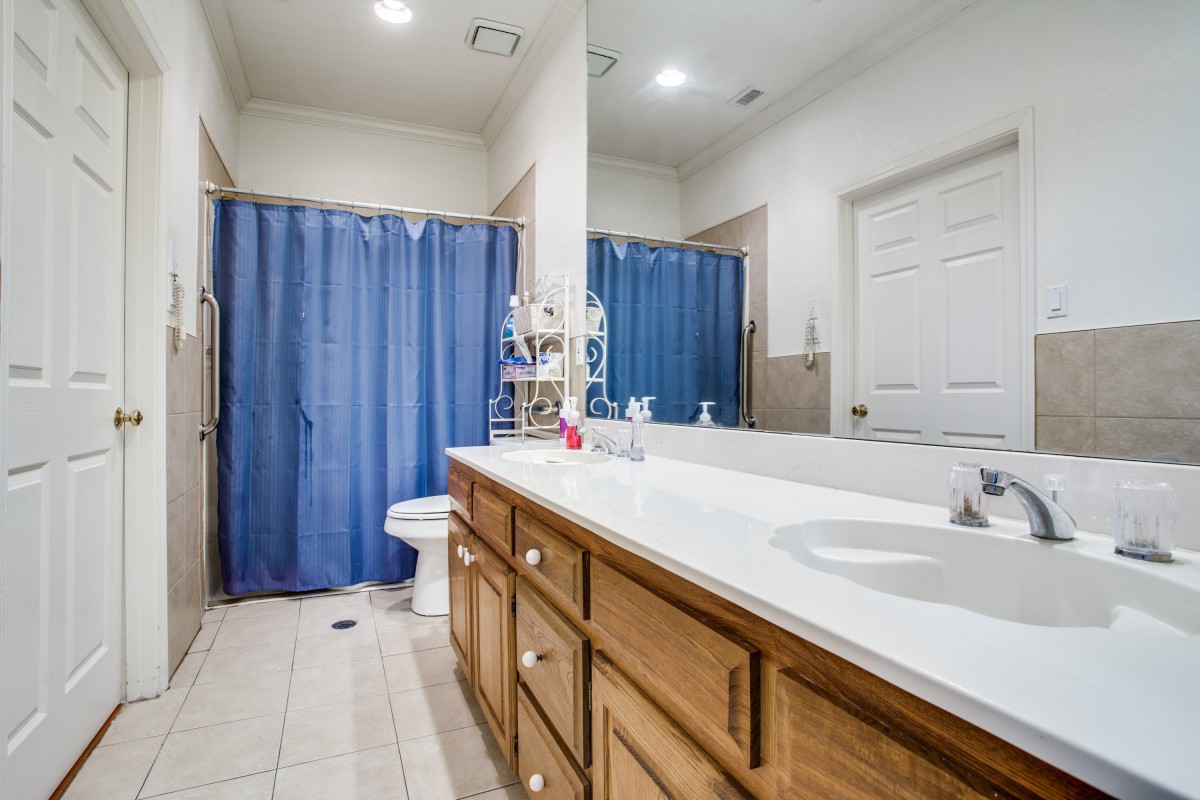 Silver Leaf Assisted Living at Lavendale Circle