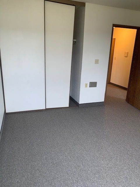 Pineview Apartments