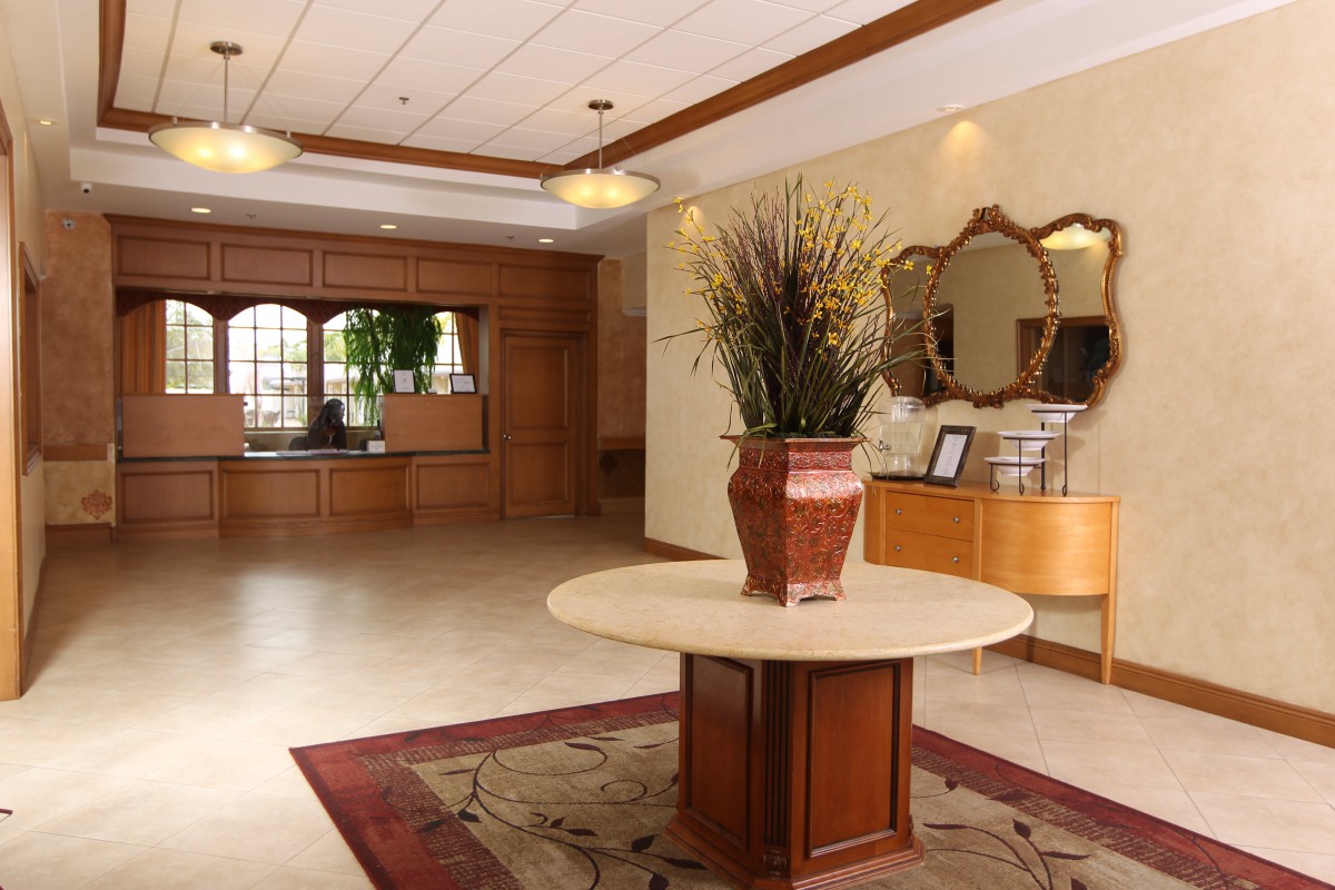 Colonial at Boynton Beach