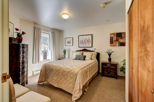 Clearbrook Inn