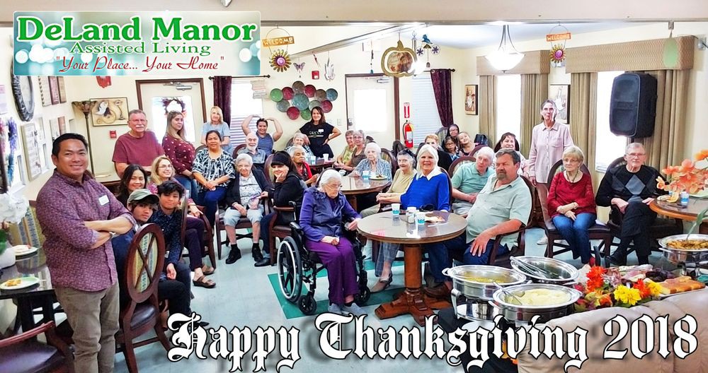 Residents at a senior living community gather to celebrate Thanksgiving together.