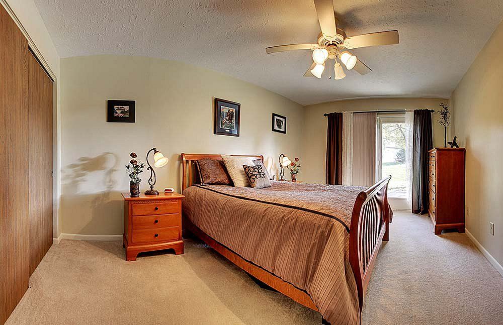 The Villas Senior Care Community (East)