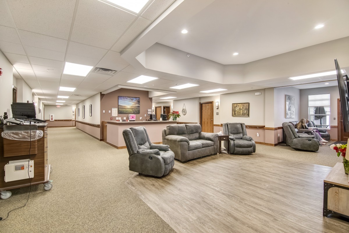 Suite Living - North St. Paul